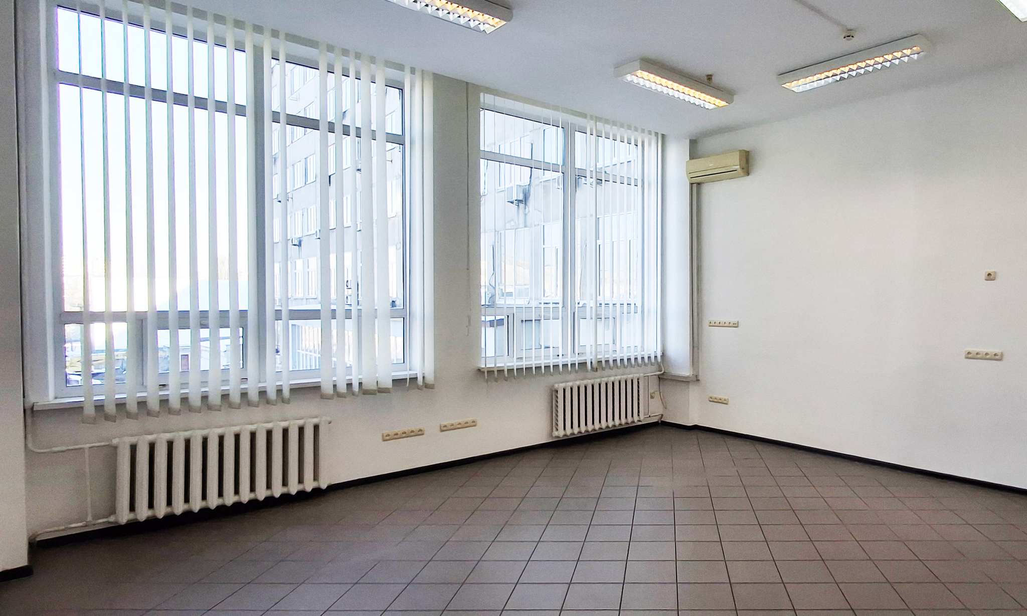 Аренда офиса 34 м², Евгения Сверстюка ул., 17
