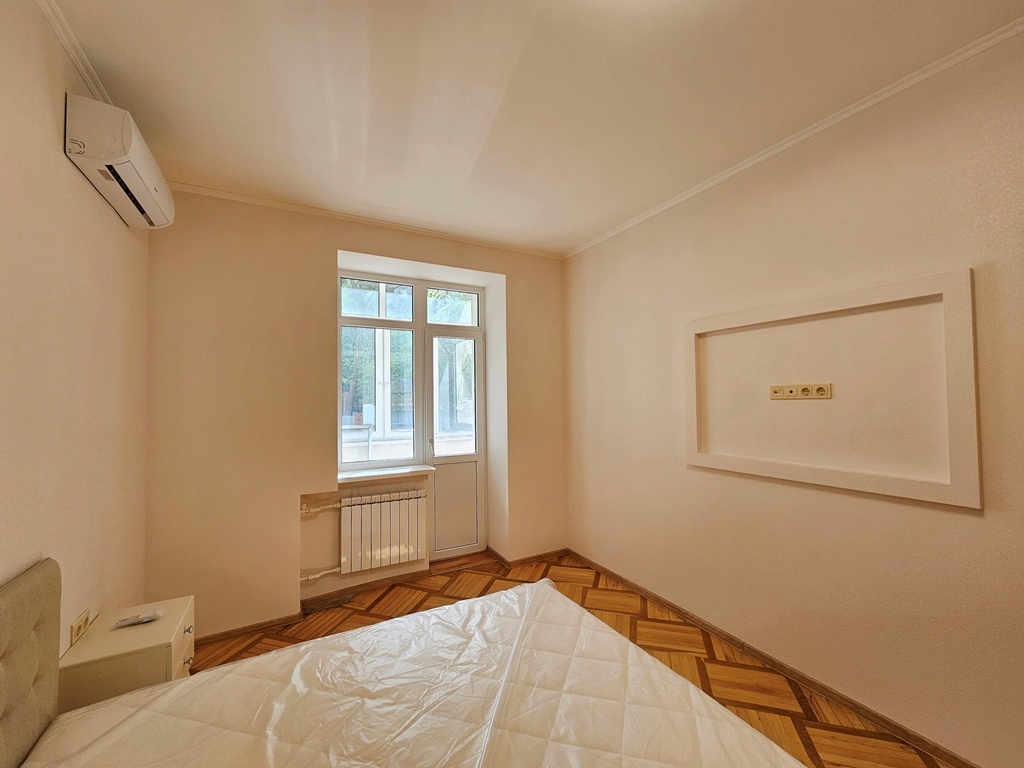Продажа 3-комнатной квартиры 70 м², Иоанна Павла II ул., 7