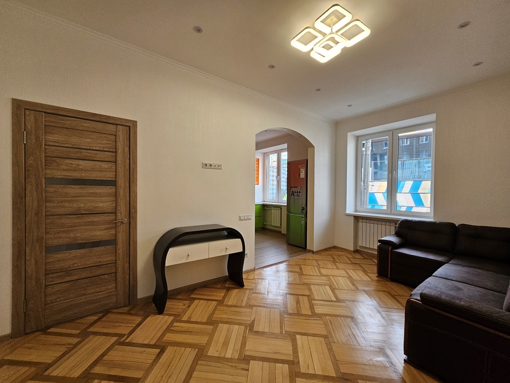 Продажа 3-комнатной квартиры 70 м², Иоанна Павла II ул., 7