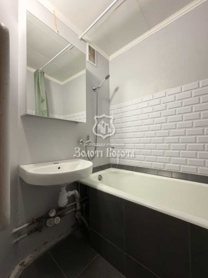 Продажа 1-комнатной квартиры 40 м², Харьковское шоссе, 63