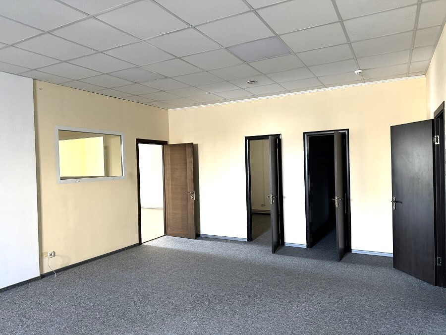 Оренда офісу 180 м², Микільсько-Слобідська вул., 1А