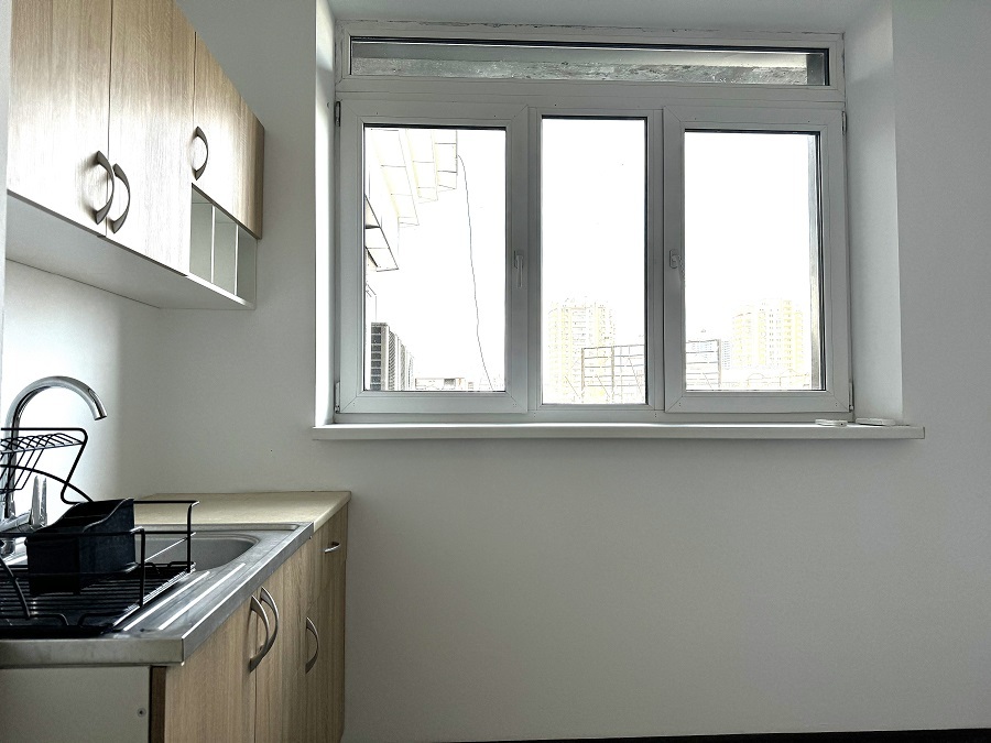 Оренда офісу 180 м², Микільсько-Слобідська вул., 1А