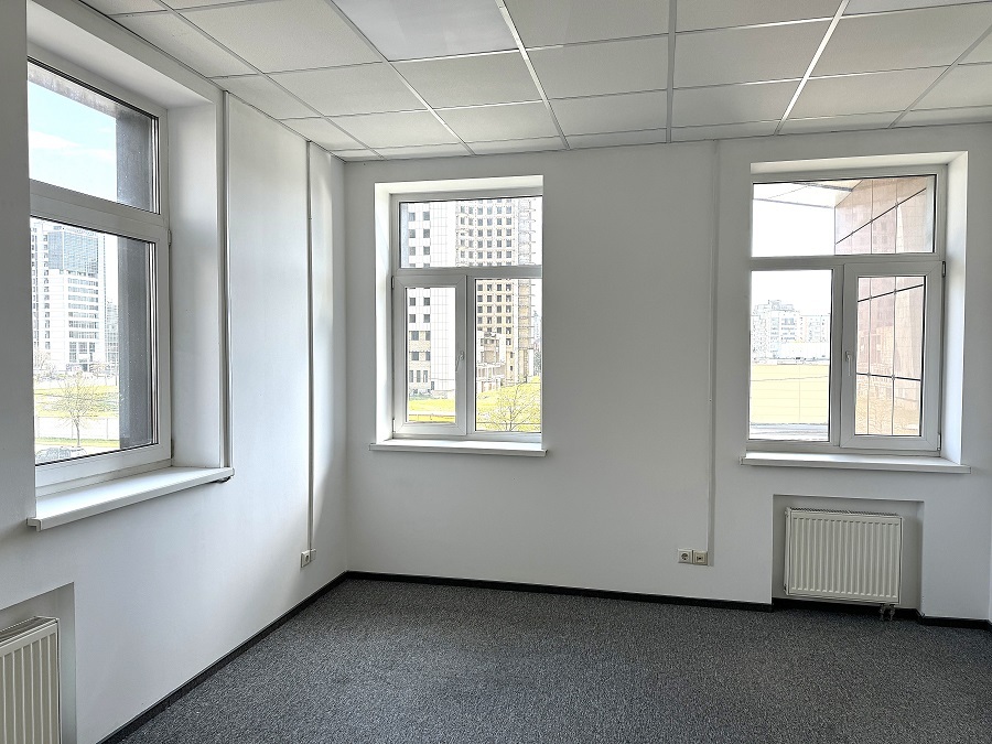 Оренда офісу 180 м², Микільсько-Слобідська вул., 1А