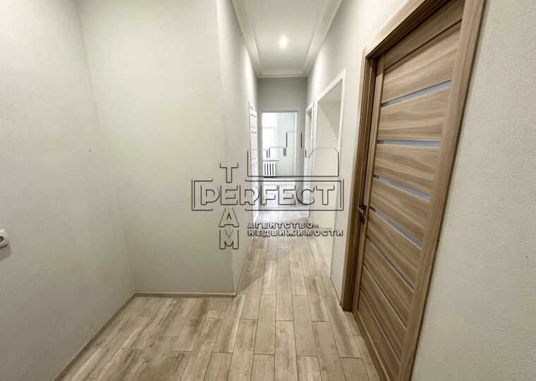 Продажа 2-комнатной квартиры 52 м², Новодарницкая ул., 14