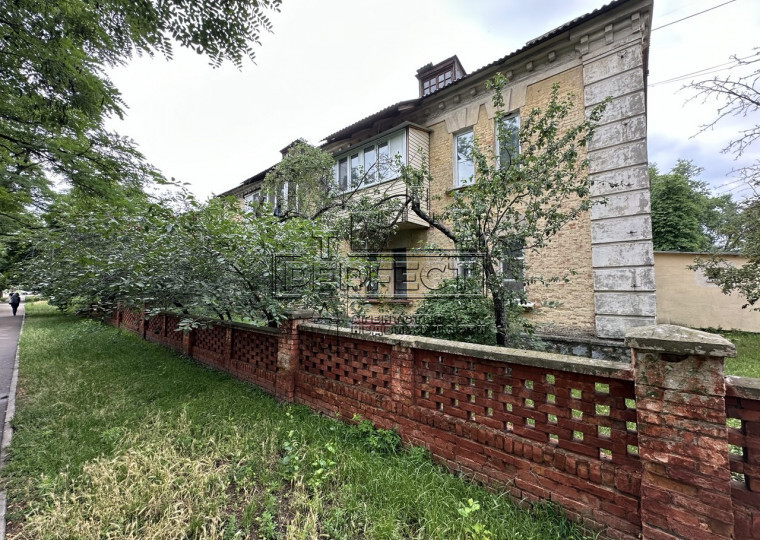 Продажа 2-комнатной квартиры 52 м², Новодарницкая ул., 14