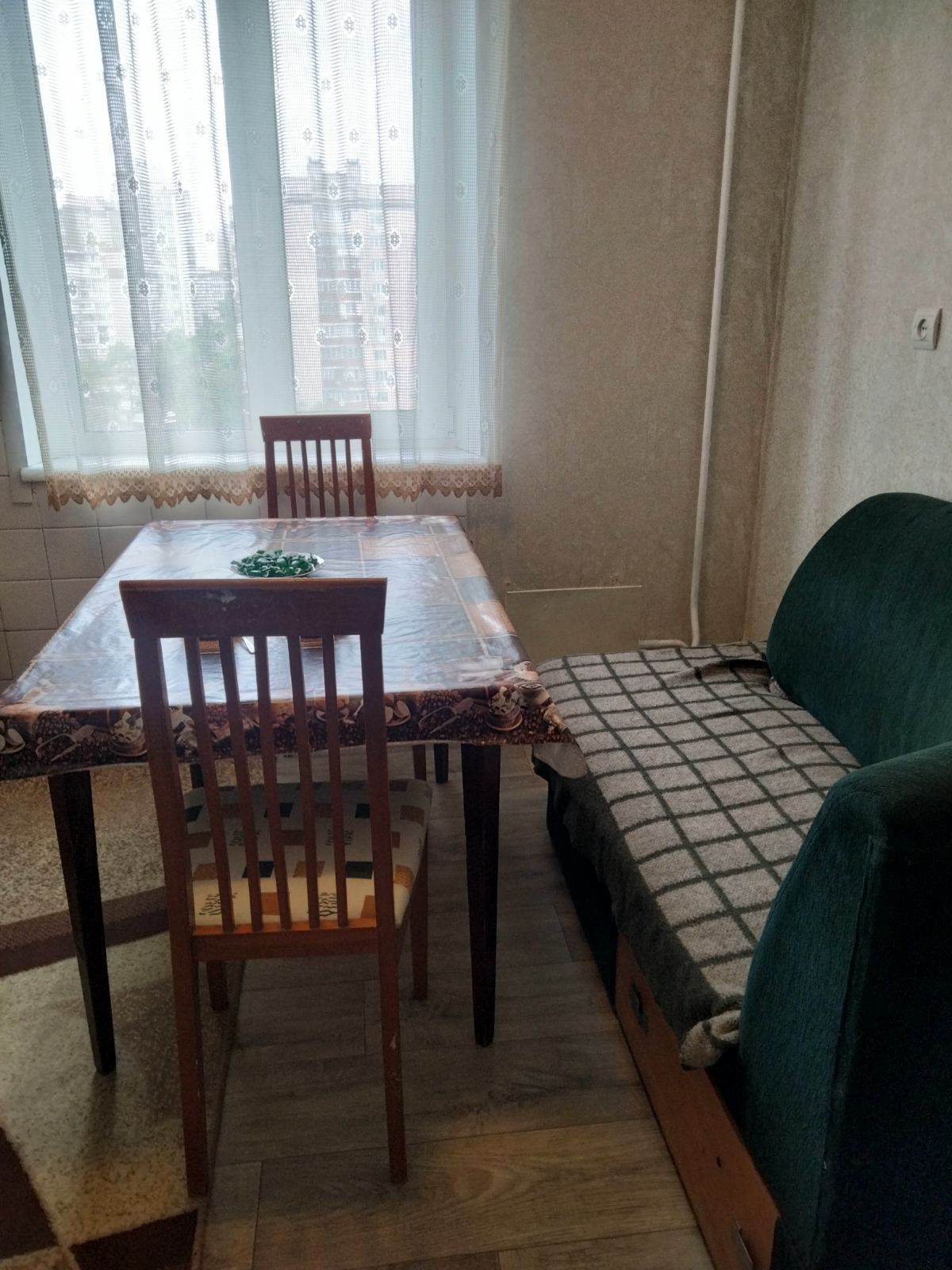Аренда 3-комнатной квартиры 67 м², Сержа Лифаря ул., 17