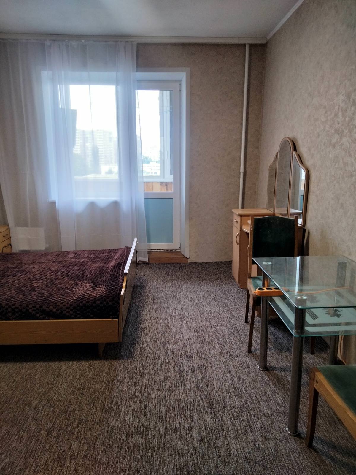 Аренда 3-комнатной квартиры 67 м², Сержа Лифаря ул., 17