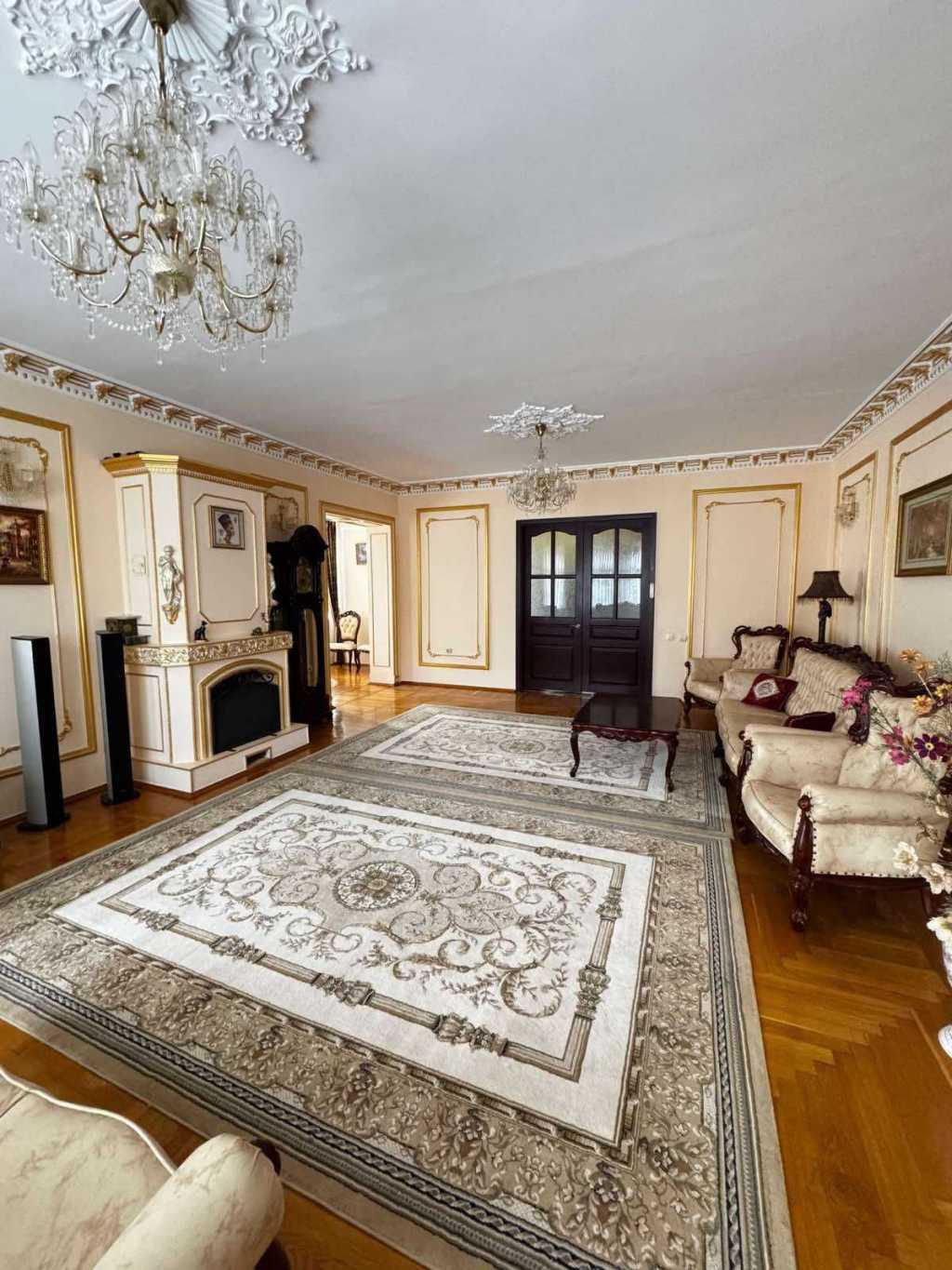 Продажа коттеджа 491 м², Радунская ул.