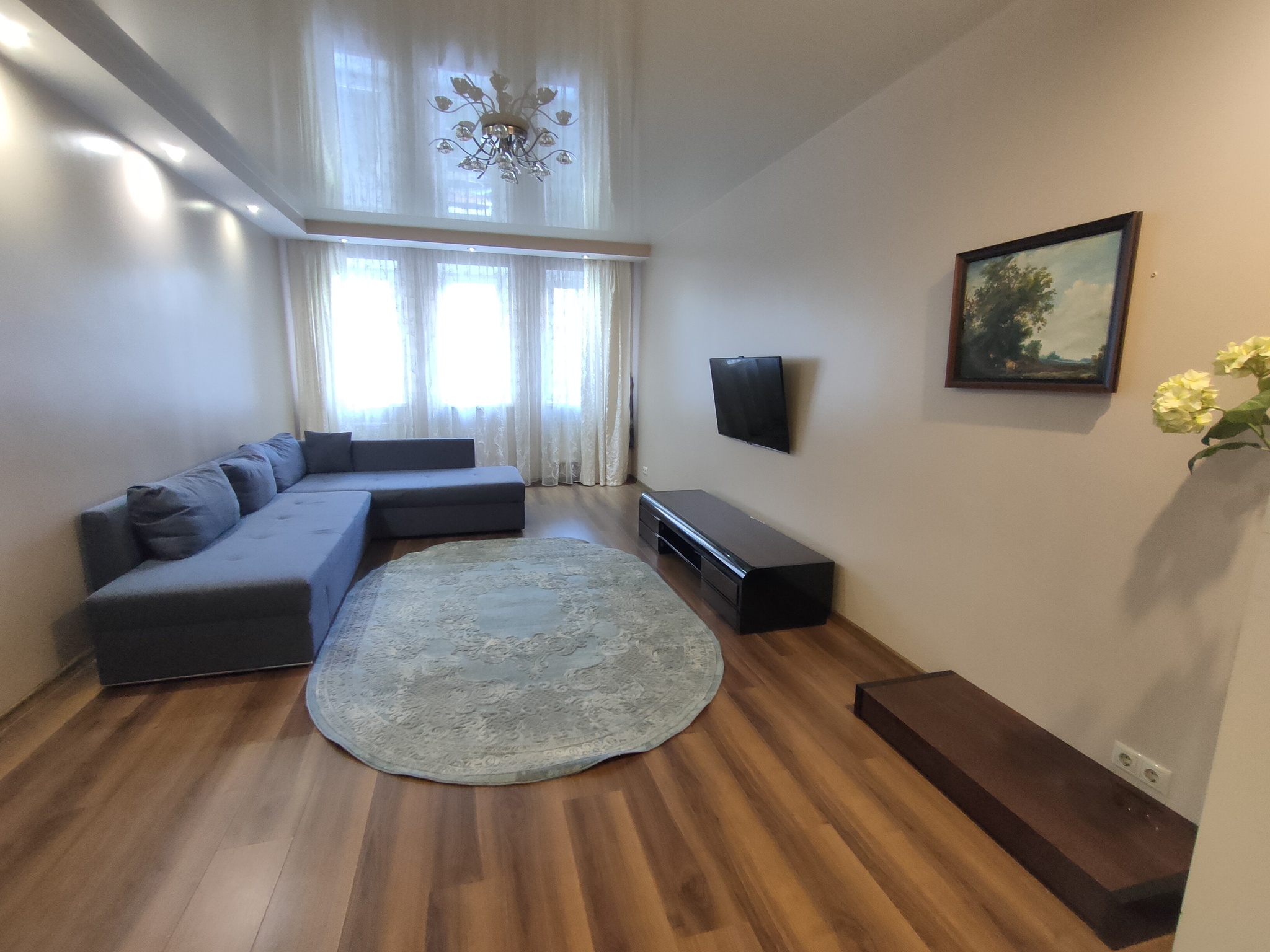 Оренда 2-кімнатної квартири 98 м², Голосіївська пл., вул.13Б