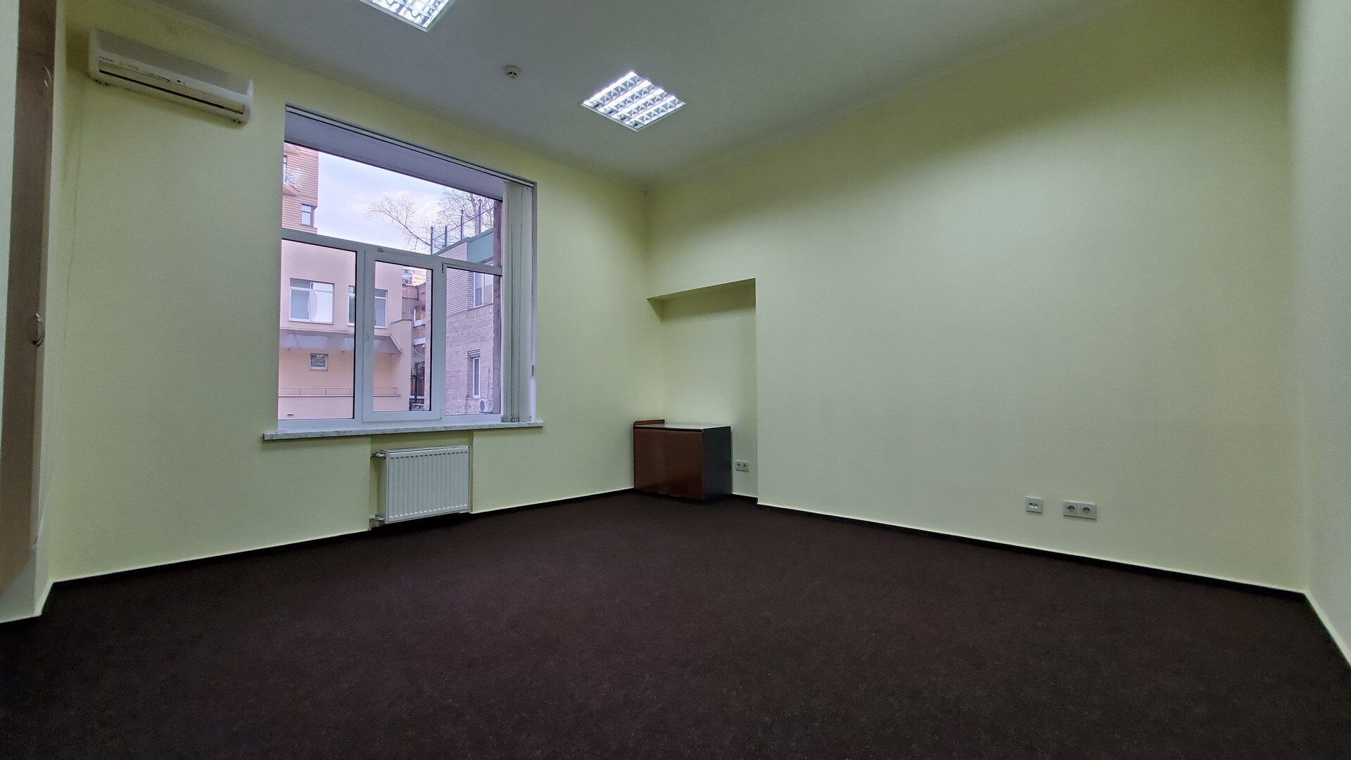 Оренда офісу 112 м², Богдана Хмельницького вул., 59Б