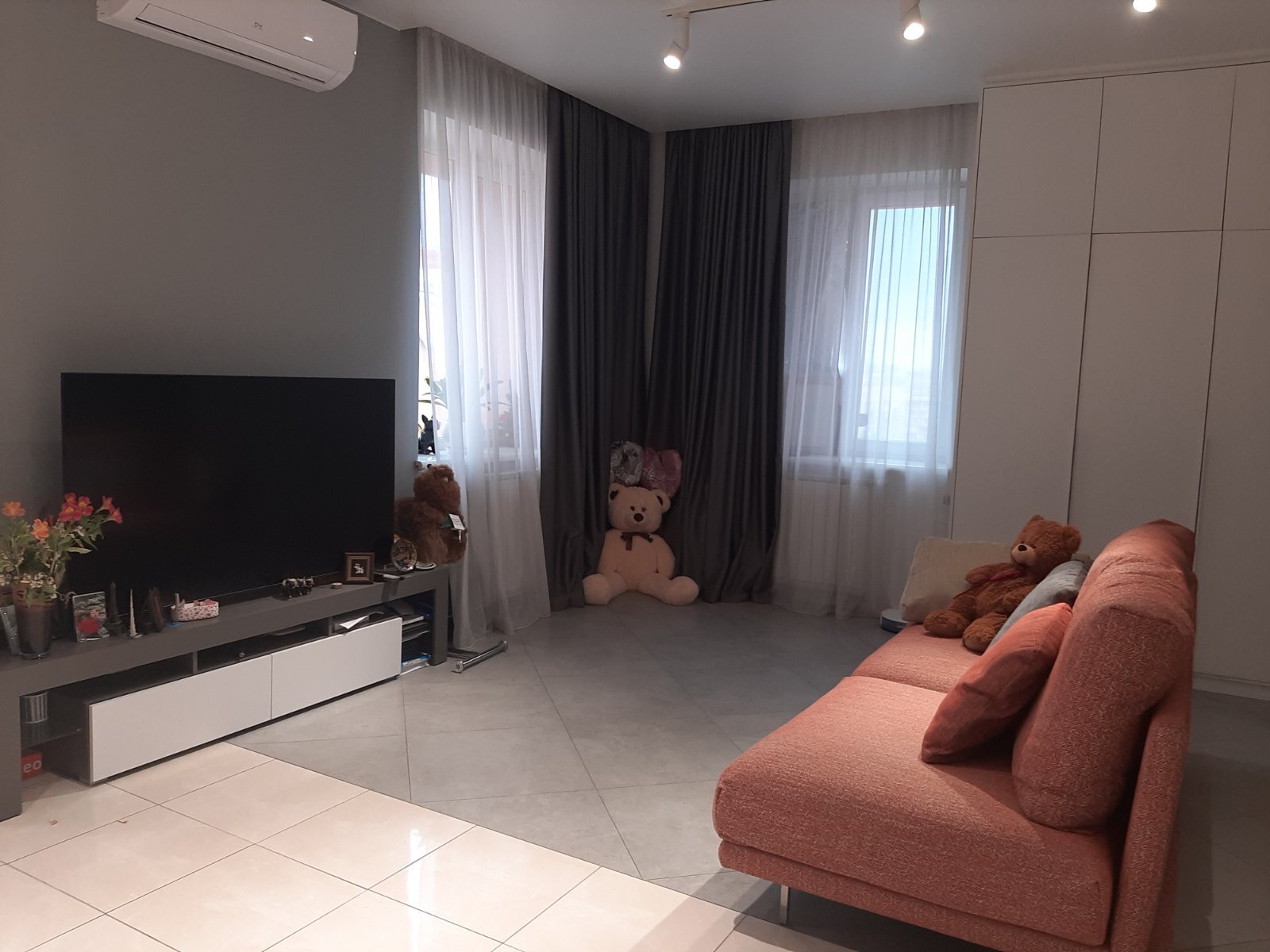 Продажа 2-комнатной квартиры 60 м², Героев Сталинграда просп., 6Б