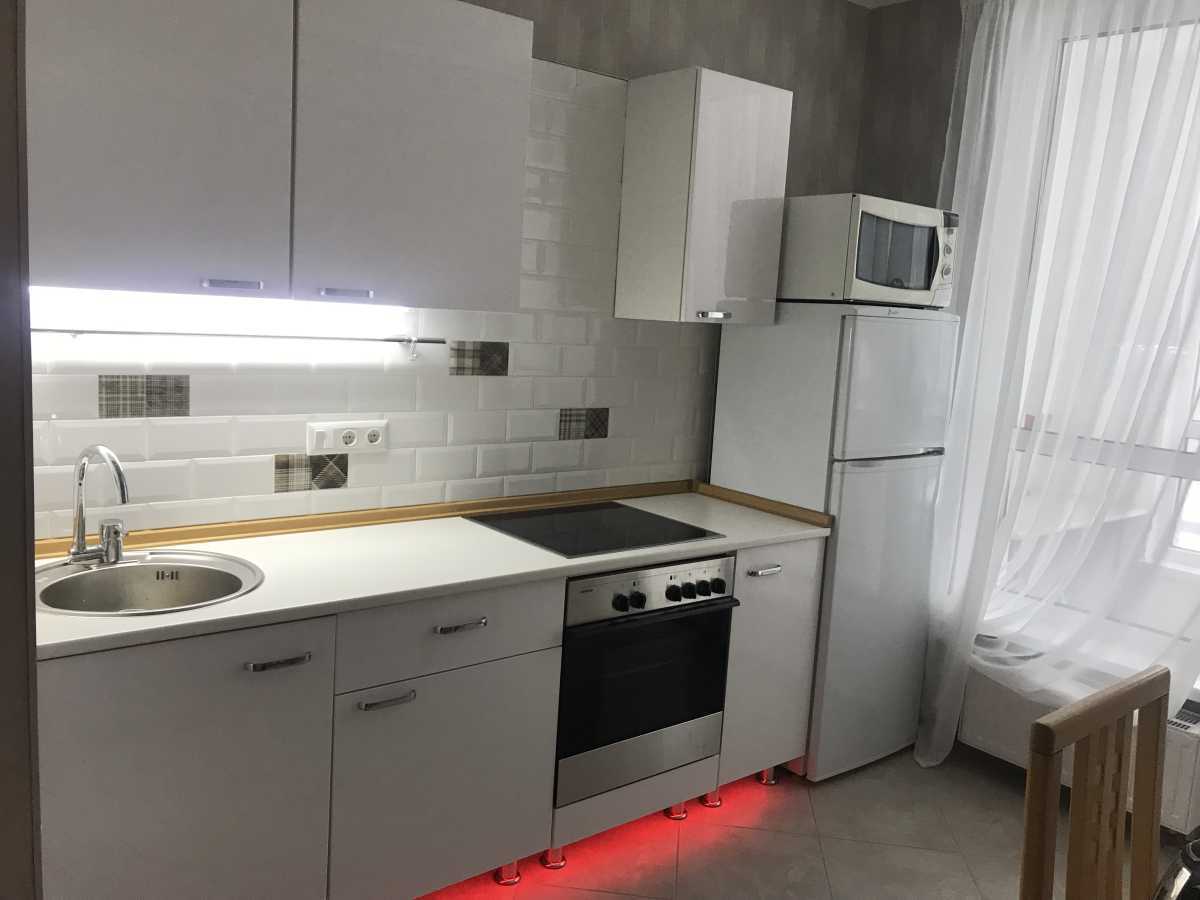 Аренда 1-комнатной квартиры 43 м², Семьи Кристеров ул., 20