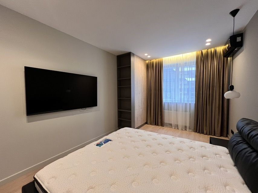 Оренда 2-кімнатної квартири 95 м², Генуэзская вул., 3Б
