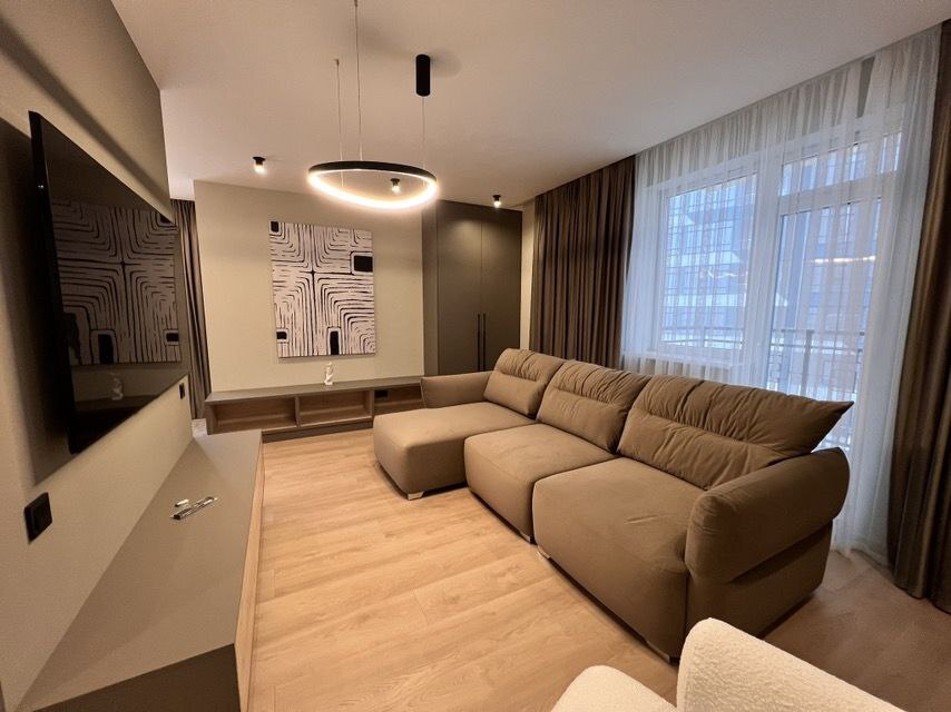 Оренда 2-кімнатної квартири 95 м², Генуэзская вул., 3Б