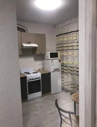 Оренда 1-кімнатної квартири 35 м²