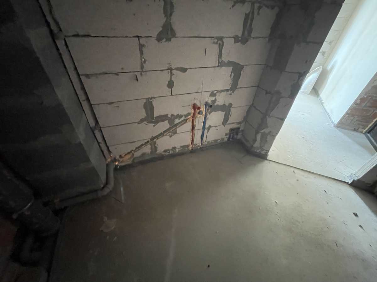 Продажа 1-комнатной квартиры 42 м², Сергея Колоса ул.
