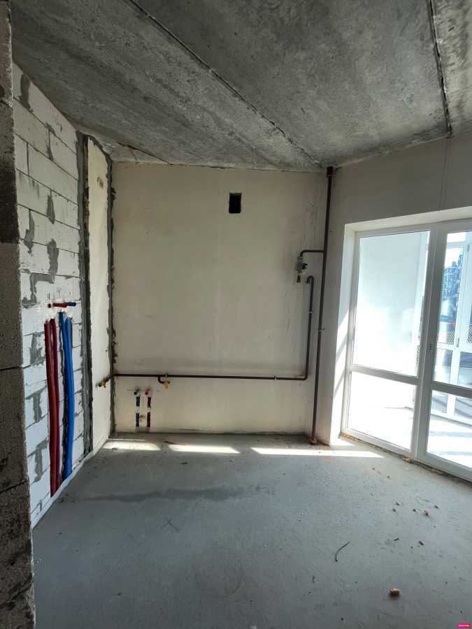 Продажа 1-комнатной квартиры 42 м², Сергея Колоса ул.