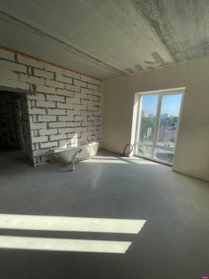Продажа 1-комнатной квартиры 42 м², Сергея Колоса ул.