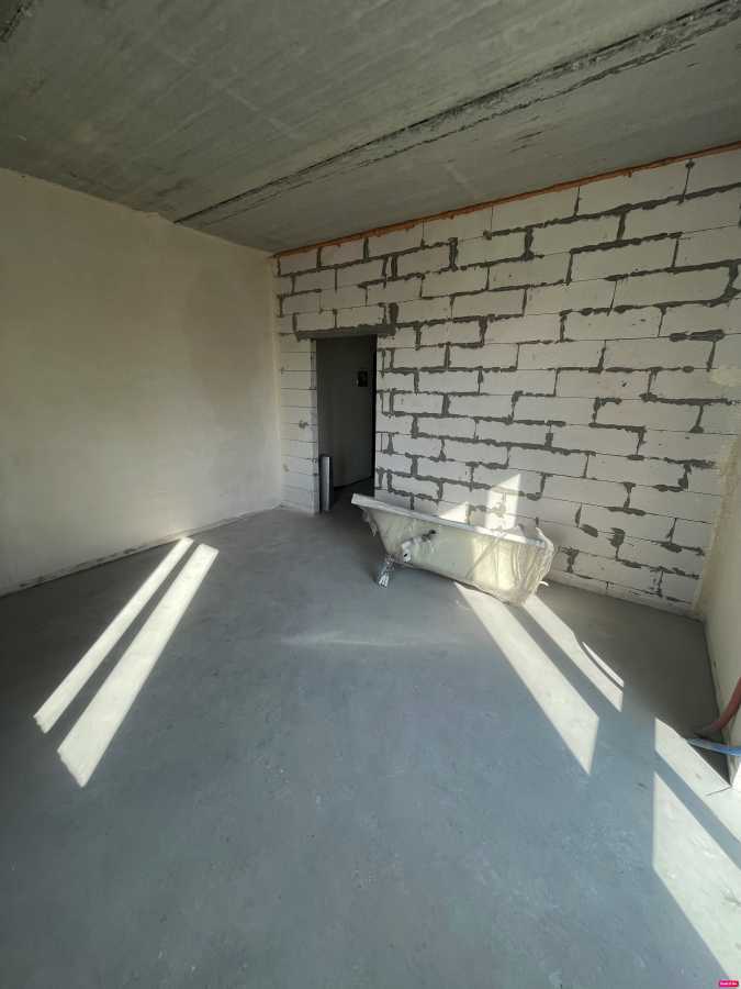 Продажа 1-комнатной квартиры 42 м², Сергея Колоса ул.