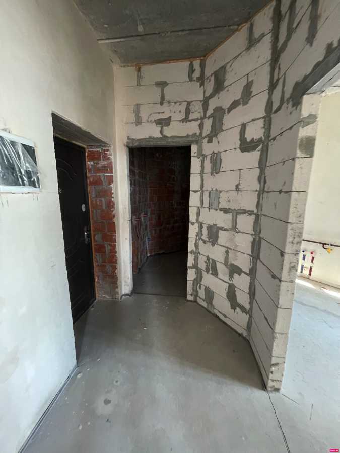 Продажа 1-комнатной квартиры 42 м², Сергея Колоса ул.