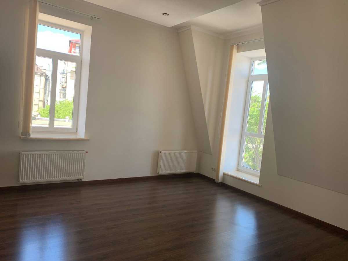 Оренда офісу 670 м², Ярославів Вал вул., 8Б