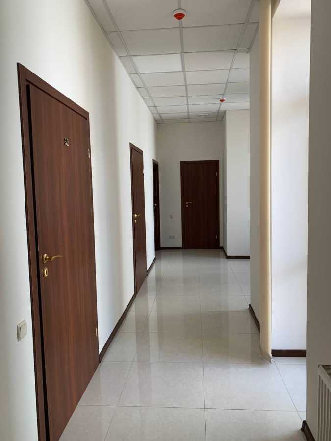 Оренда офісу 670 м², Ярославів Вал вул., 8Б