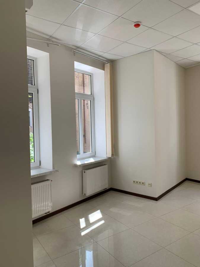 Оренда офісу 670 м², Ярославів Вал вул., 8Б