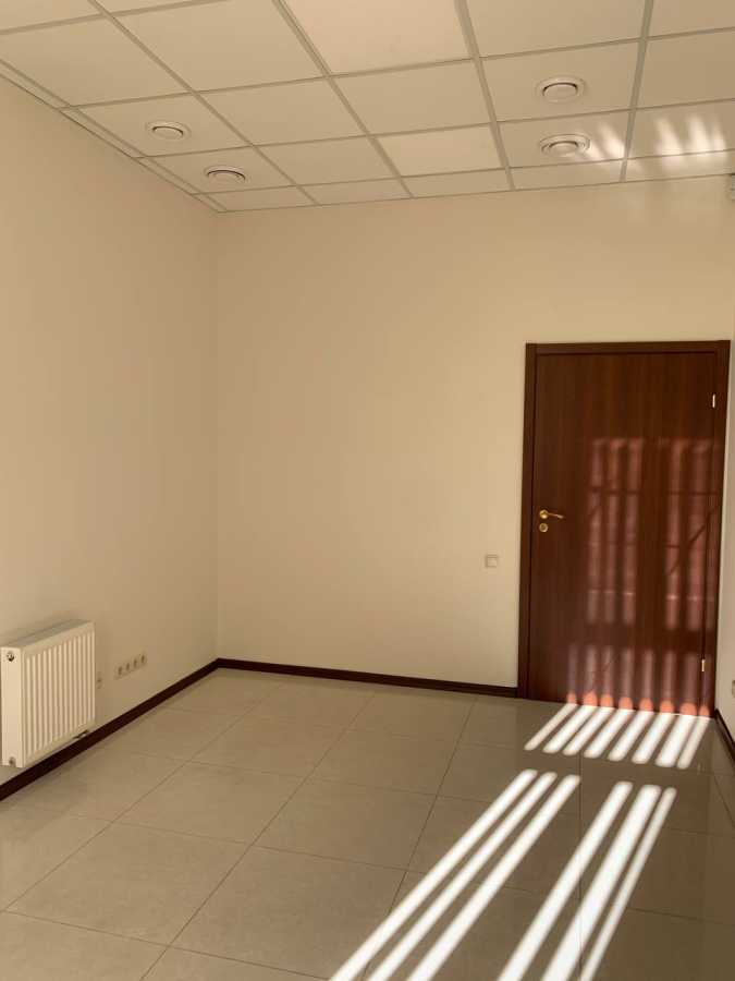 Оренда офісу 670 м², Ярославів Вал вул., 8Б