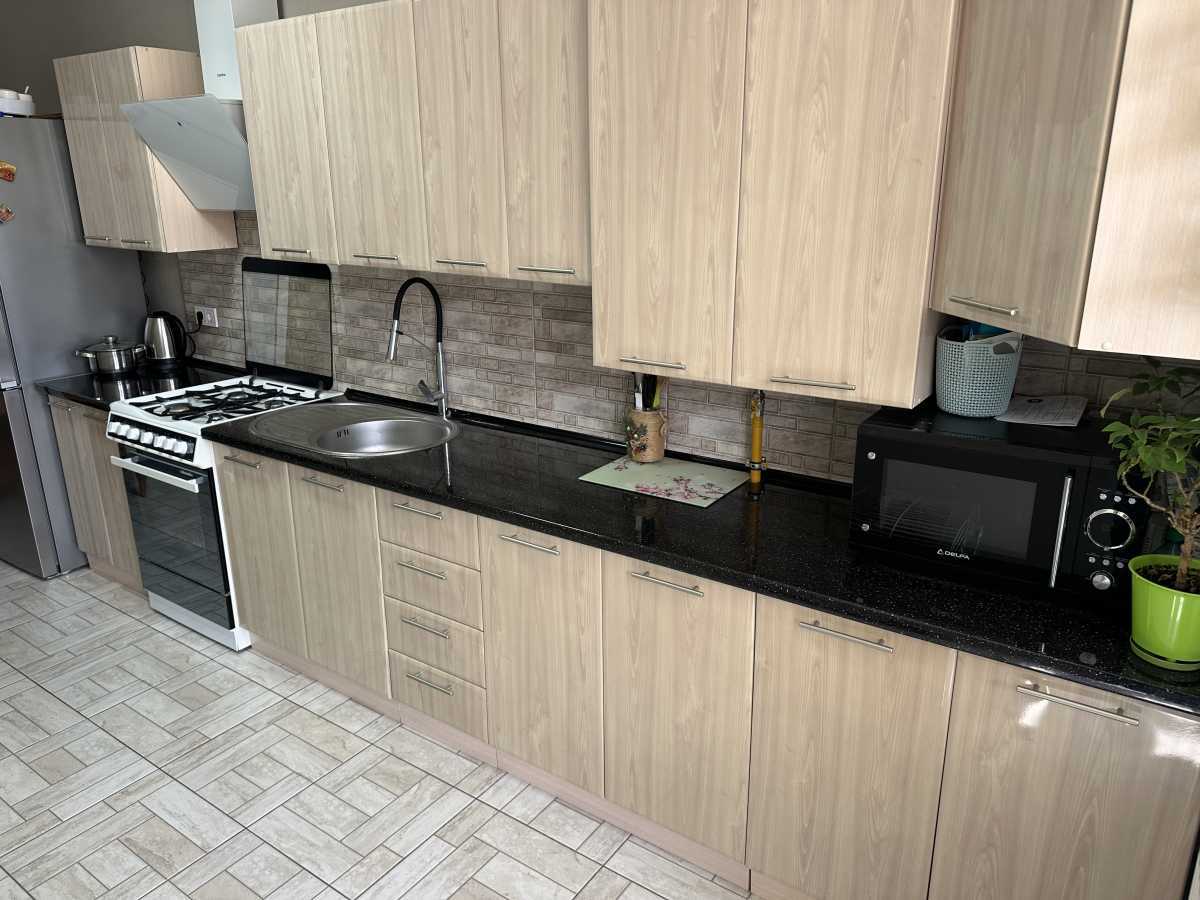 Продажа 2-комнатной квартиры 72 м², Бышевская ул., 7