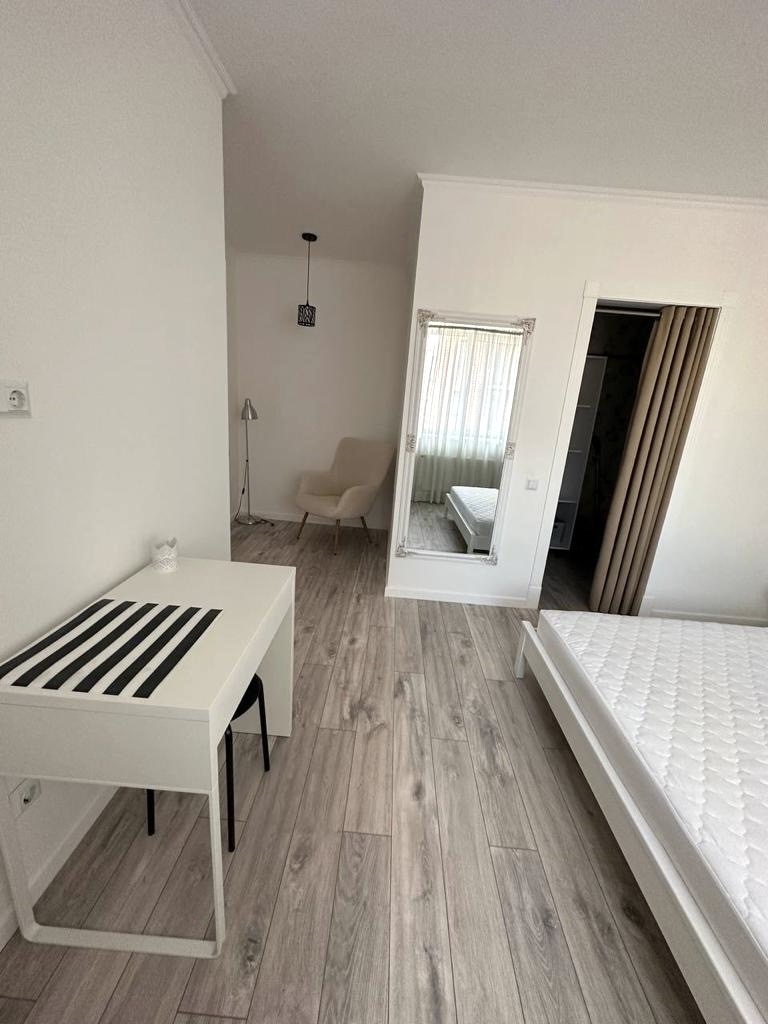 Продажа 2-комнатной квартиры 677 м², Яровица ул., 13