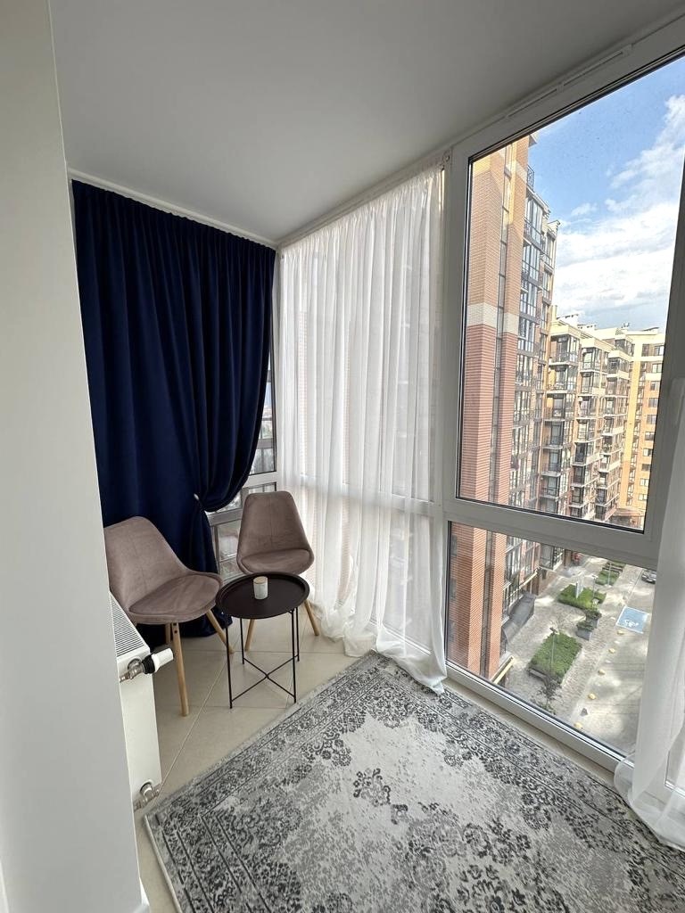 Продажа 2-комнатной квартиры 677 м², Яровица ул., 13