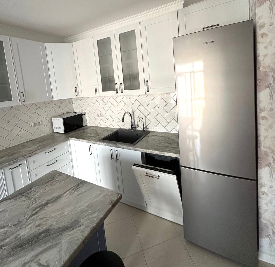Продажа 2-комнатной квартиры 677 м², Яровица ул., 13