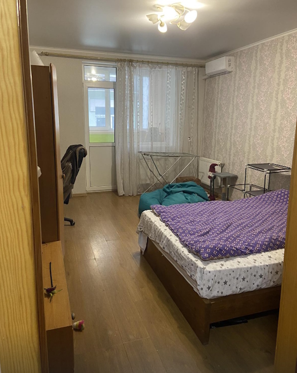 Продажа 1-комнатной квартиры 42 м², Голосеевский просп., Московський., (Павла Лі) 2