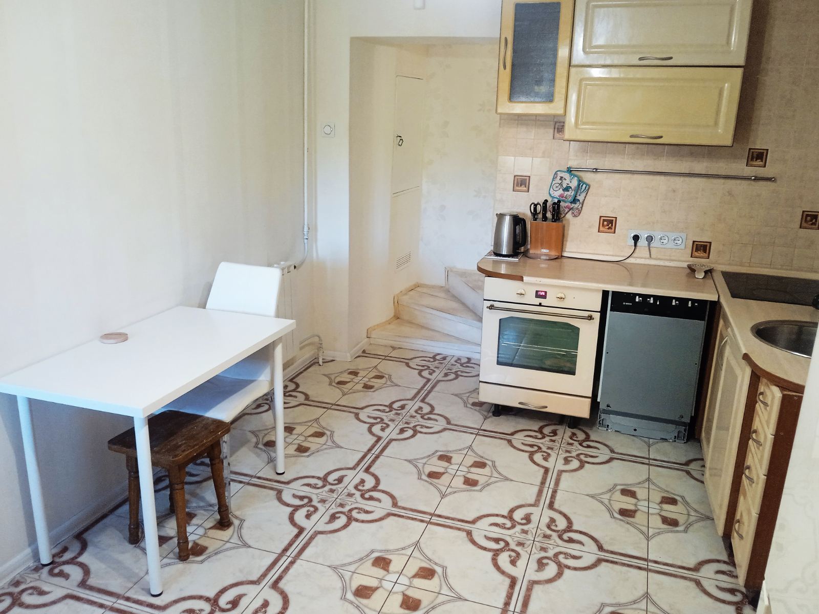 Продажа 2-комнатной квартиры 44 м², Китаевская ул., 14