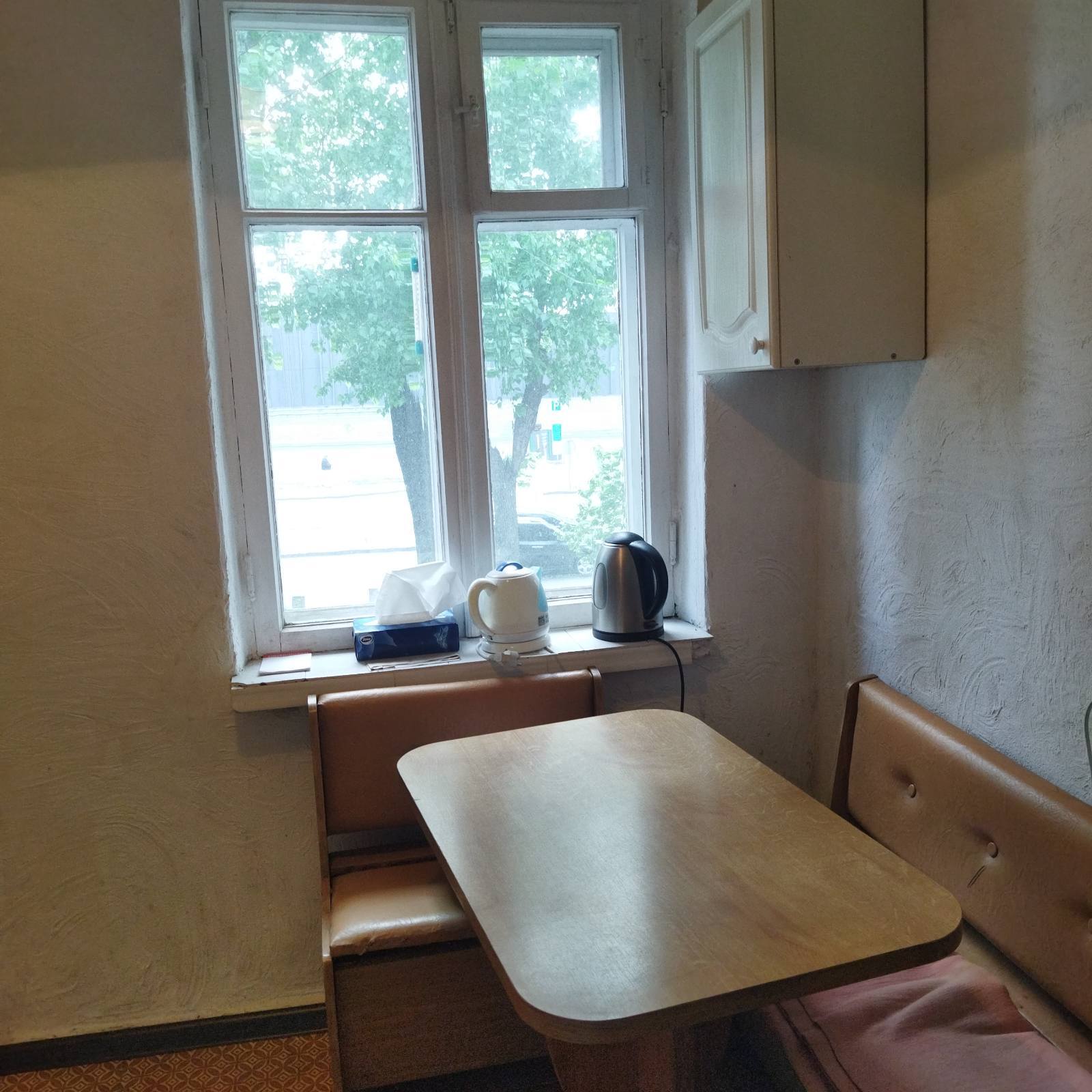 Аренда 1-комнатной квартиры 40 м², Гната Хоткевича ул.