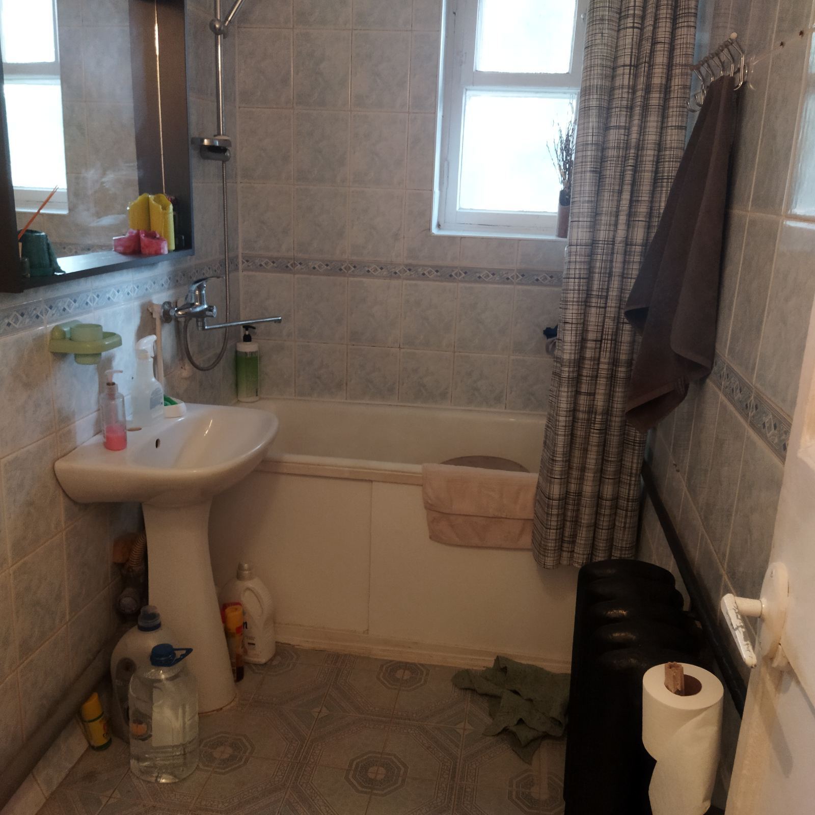 Аренда 1-комнатной квартиры 40 м², Гната Хоткевича ул.
