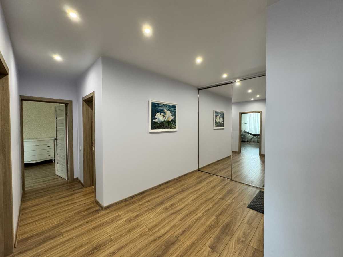 Продажа 2-комнатной квартиры 76 м², Ревуцкого ул., 40Г
