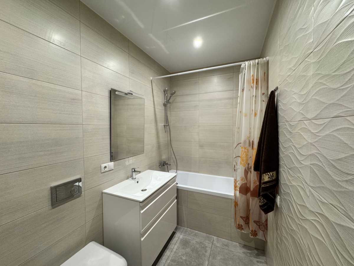 Продажа 2-комнатной квартиры 76 м², Ревуцкого ул., 40Г