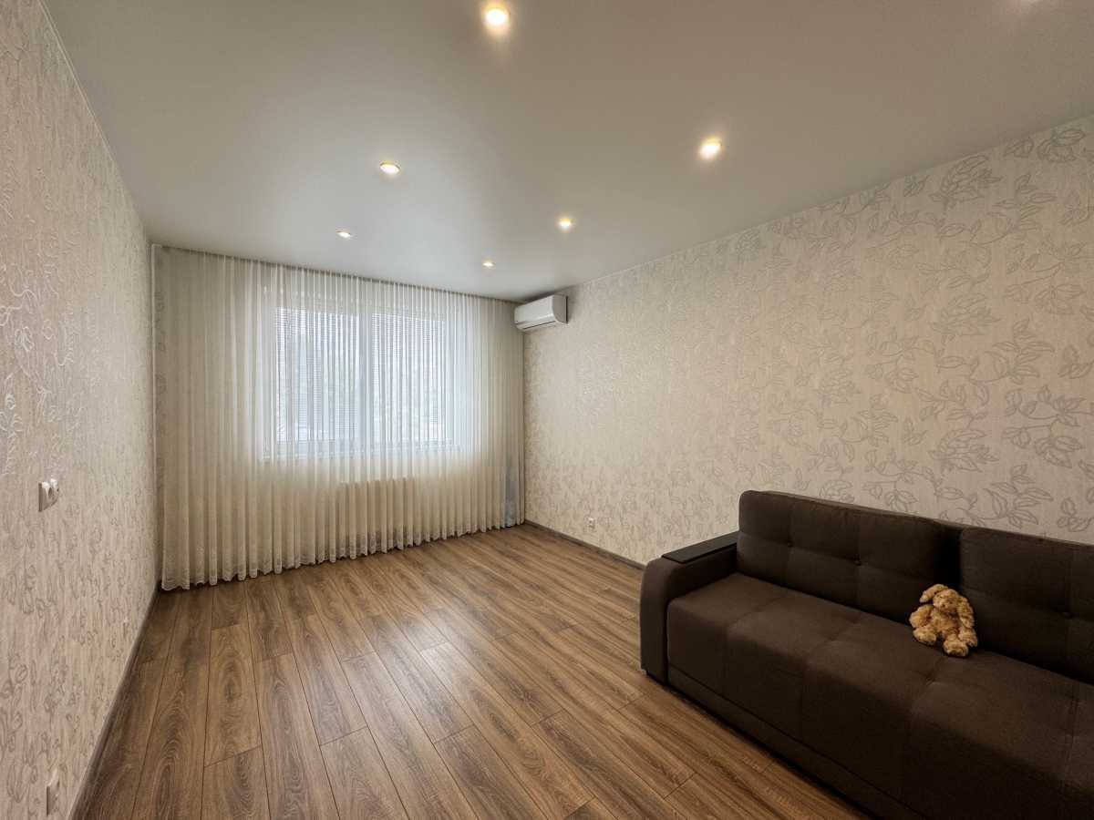 Продажа 2-комнатной квартиры 76 м², Ревуцкого ул., 40Г