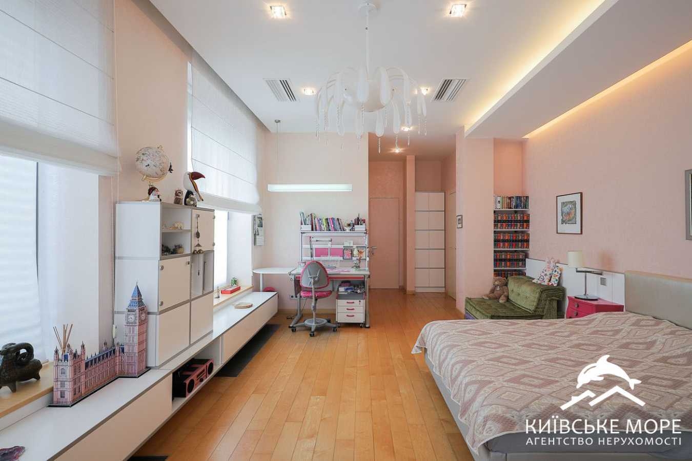 Аренда дома 640 м², Зверинецкая ул.