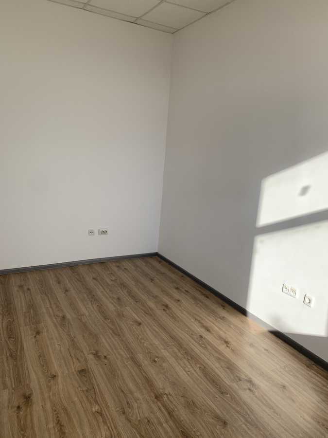 Аренда офиса 42.5 м², Викентия Хвойки ул., 21