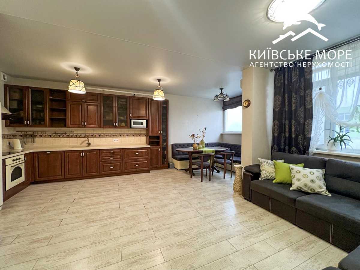 Продажа 4-комнатной квартиры 125.5 м², Воскресенская ул., 14Е