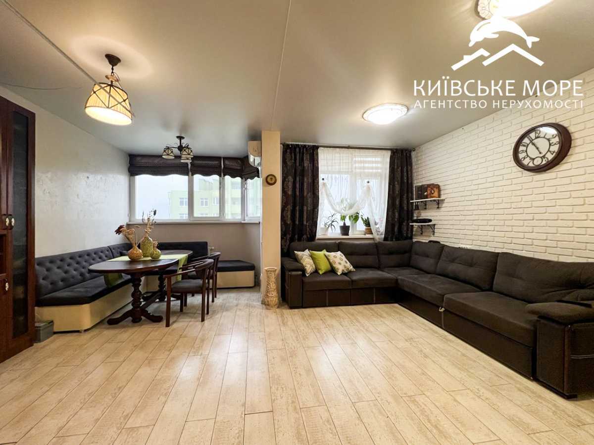 Продажа 4-комнатной квартиры 125.5 м², Воскресенская ул., 14Е