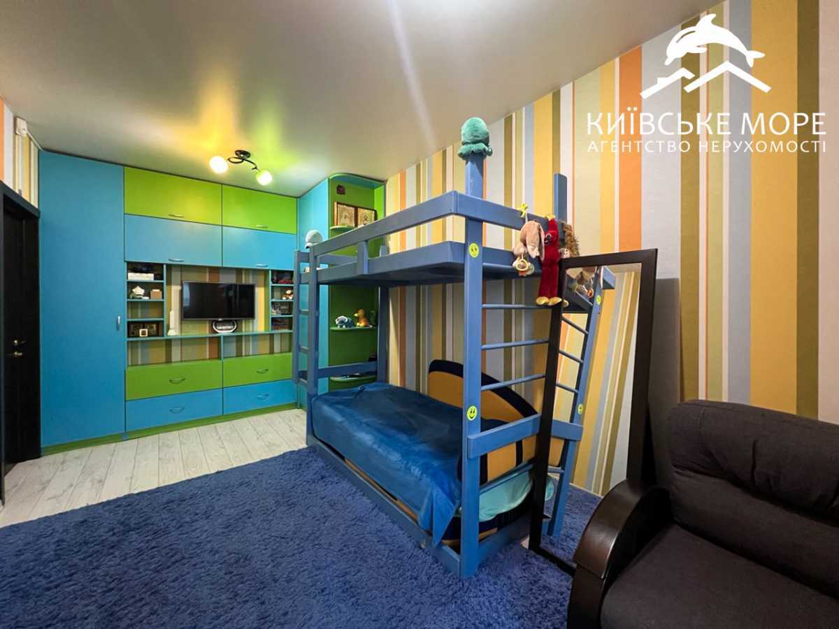 Продажа 4-комнатной квартиры 125.5 м², Воскресенская ул., 14Е