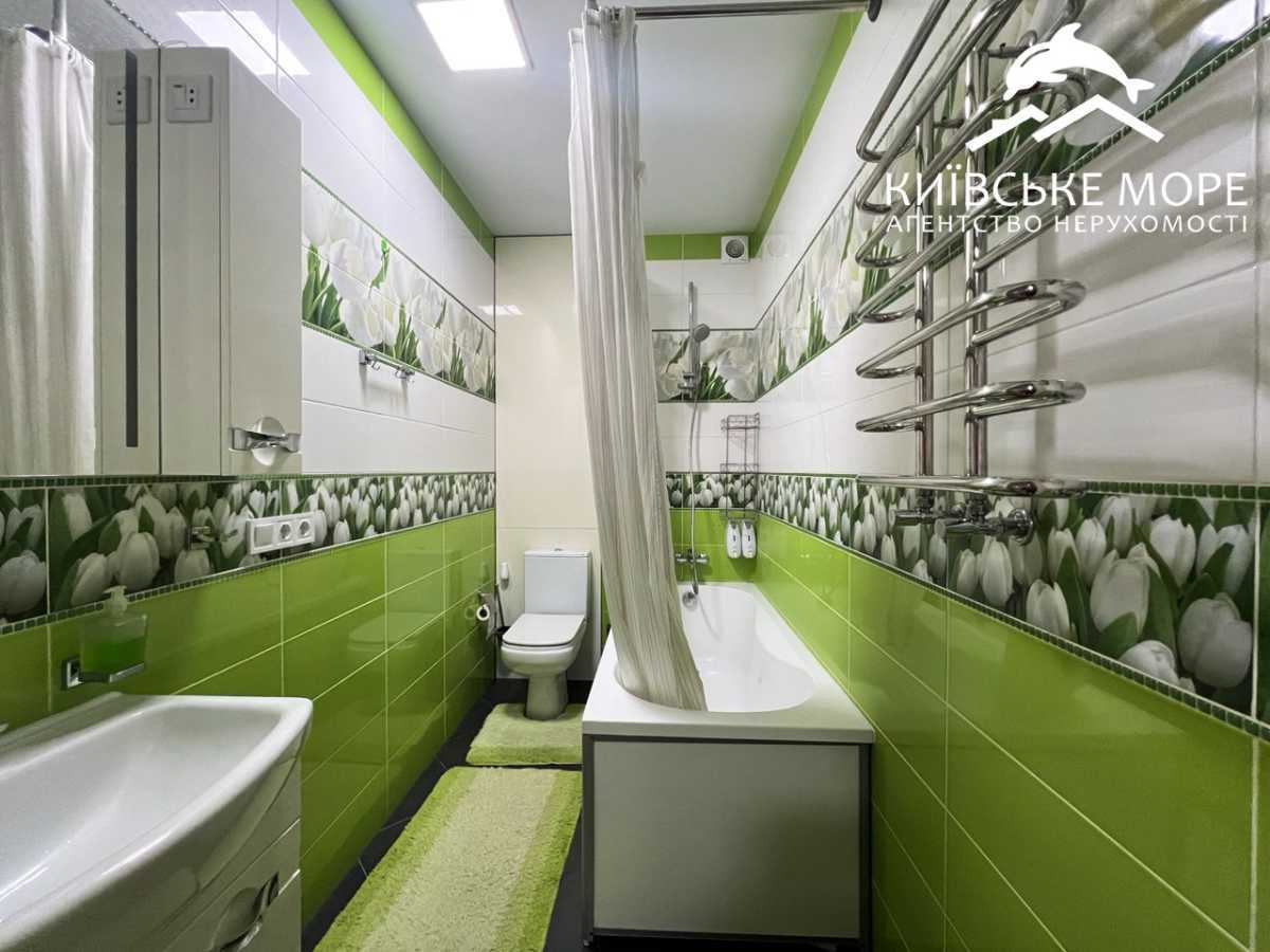 Продажа 4-комнатной квартиры 125.5 м², Воскресенская ул., 14Е