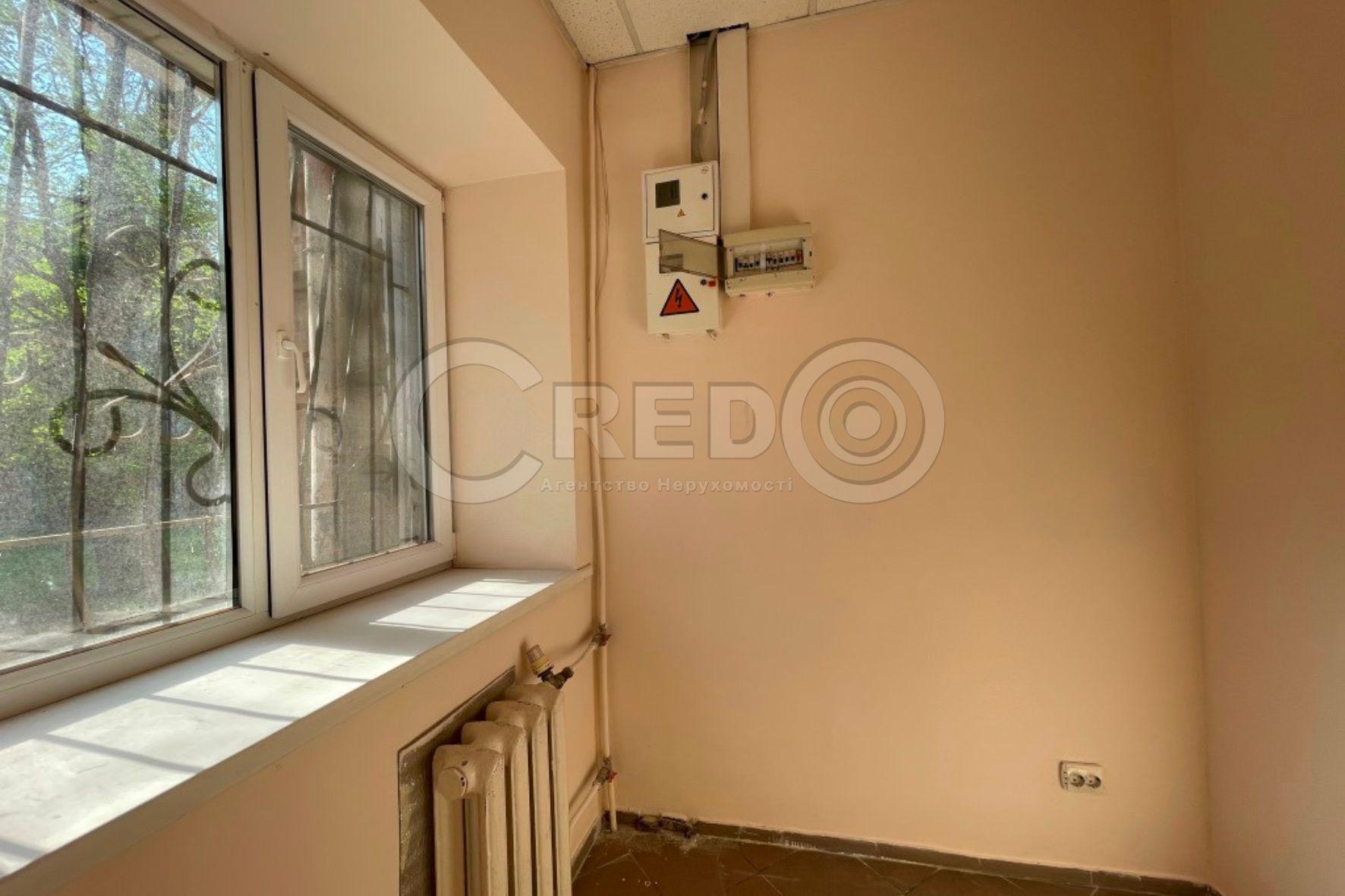 Оренда торговельного приміщення 64 м², Соборності вул.
