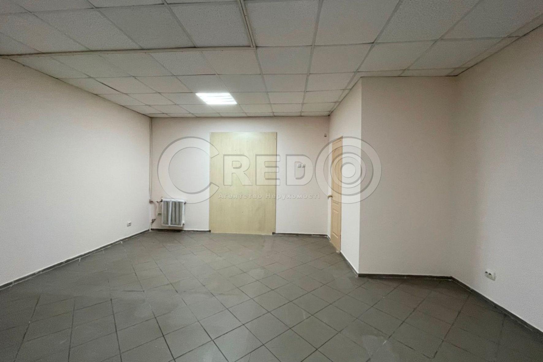 Оренда торговельного приміщення 64 м², Соборності вул.