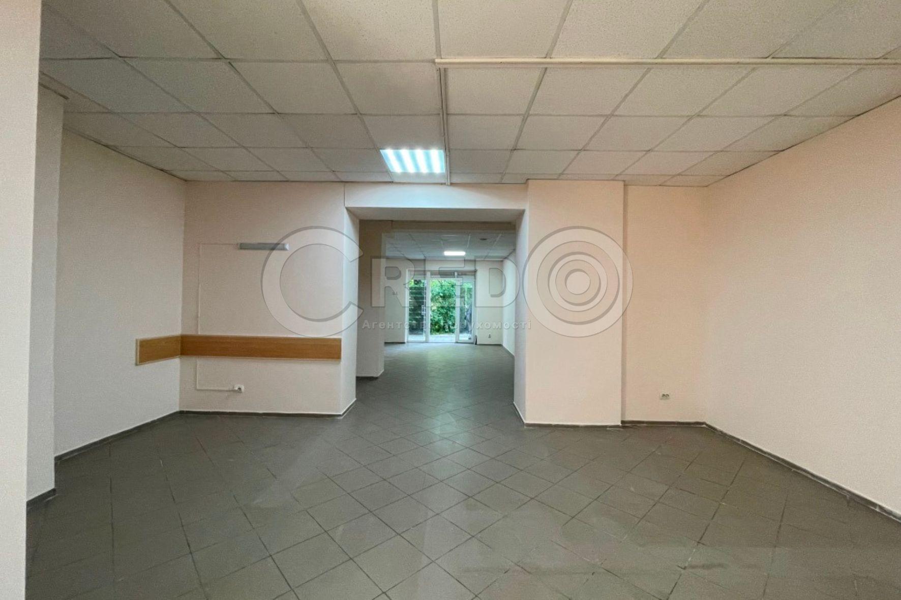 Оренда торговельного приміщення 64 м², Соборності вул.