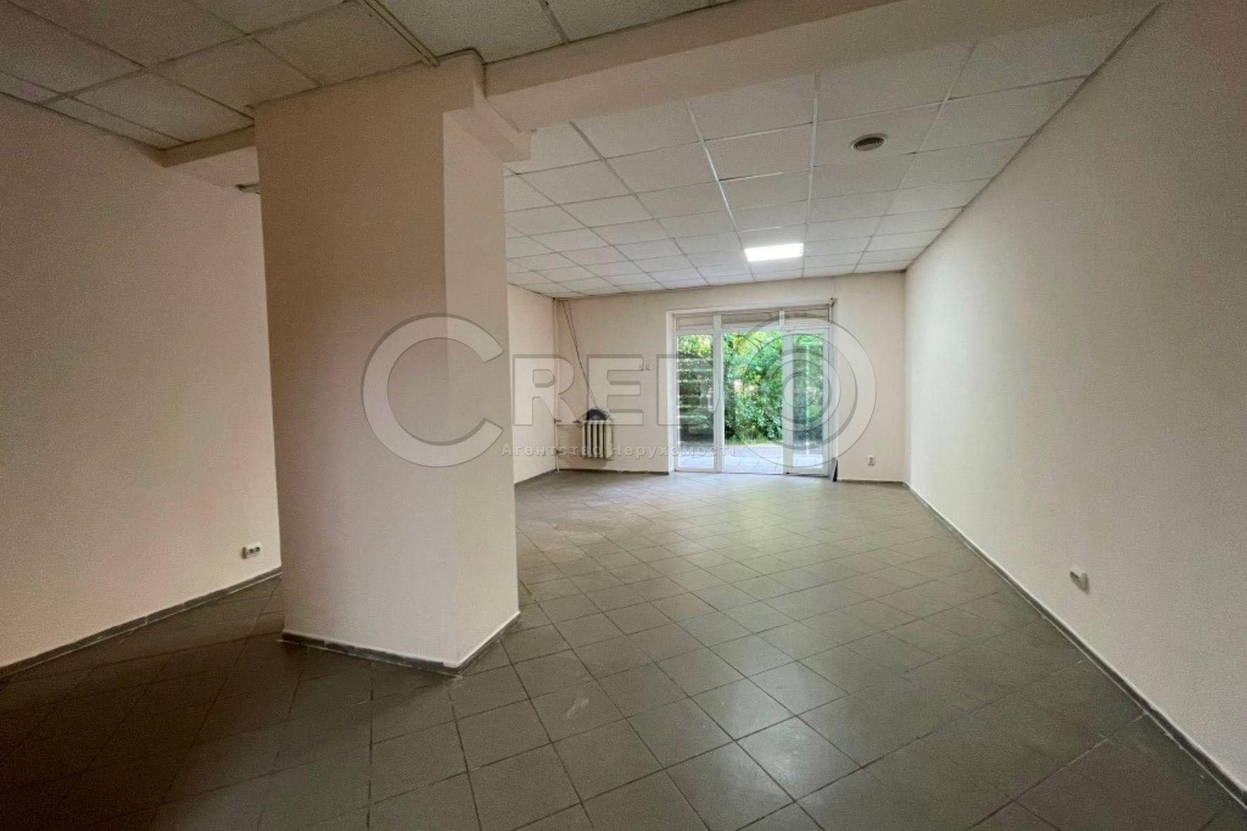 Оренда торговельного приміщення 64 м², Соборності вул.
