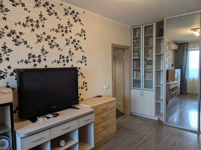 Продажа 1-комнатной квартиры 46 м², Михаила Донца ул., Драгоманова, 1Б